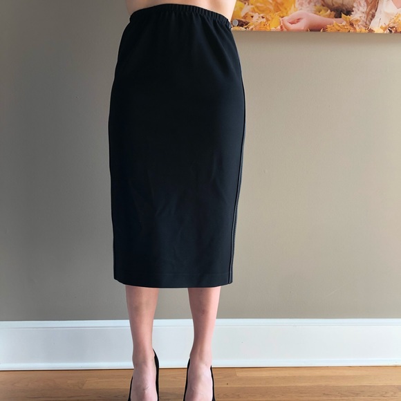 Italian stretch wool pencil skirt - Picture 2 of 6